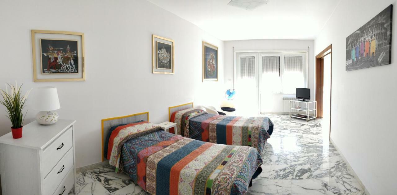 La Casetta Di Nonna Anna - 120 Mq Bright Apartment In Rome Downtown 외부 사진
